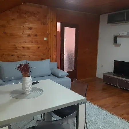 Ljiljan * Ni