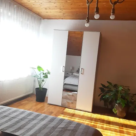 Ljiljan Διαμέρισμα *