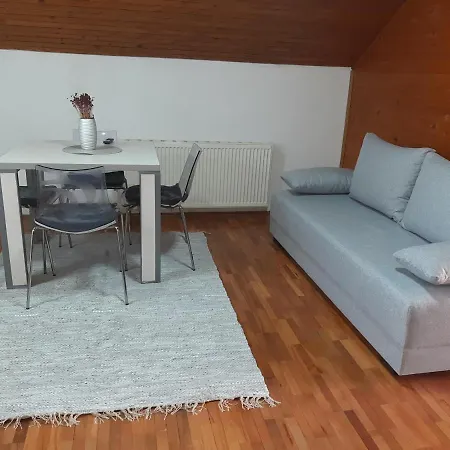 Ljiljan Διαμέρισμα