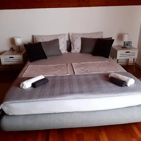 Διαμέρισμα Ljiljan *